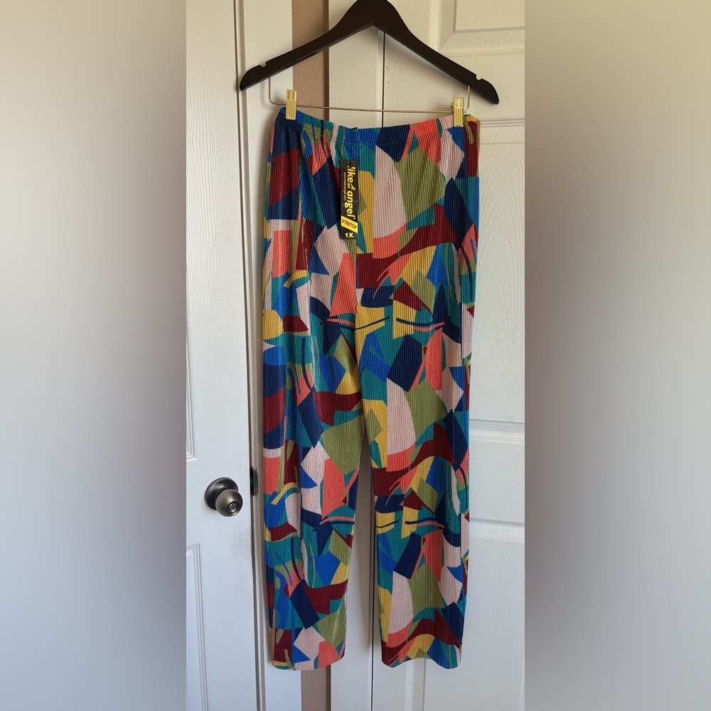 NWT Multi Sheer Pleated Pants